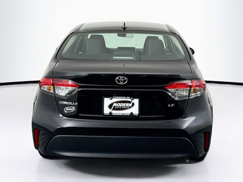 Used 2024 Toyota Corolla LE image 10