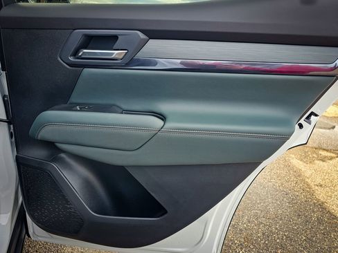New 2026 GMC Terrain AT4 w/ Convenience Package III AWD/4WD image 39