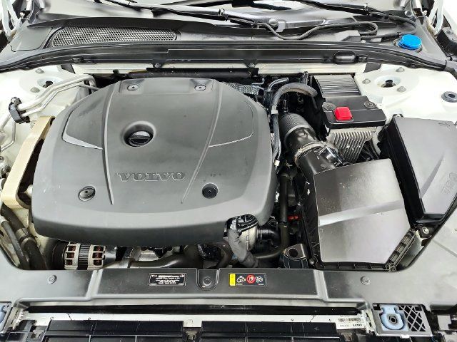 Used 2020 Volvo S60 T5 Momentum FWD image 42
