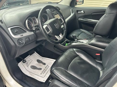 Used 2013 Dodge Journey Crew w/ Flexible Seating Group image 9