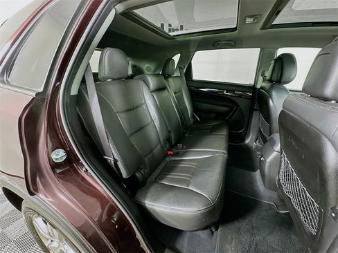 Used 2012 Kia Sorento EX w/ EX V6 Premium Pkg image 34