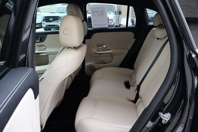 Used 2023 Mercedes-Benz GLA 250 4MATIC image 13