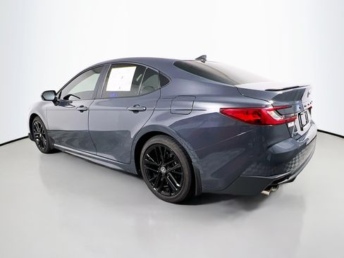 Used 2025 Toyota Camry SE FWD image 8