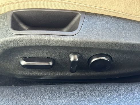 Used 2017 Buick Cascada Premium FWD image 20