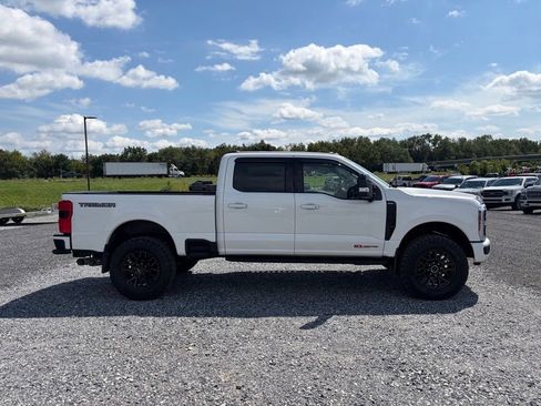 Used 2024 Ford F250 Lariat w/ Lariat Ultimate Package AWD/4WD image 14