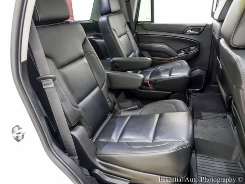 Used 2019 Chevrolet Tahoe LT w/ RST Edition AWD/4WD image 33