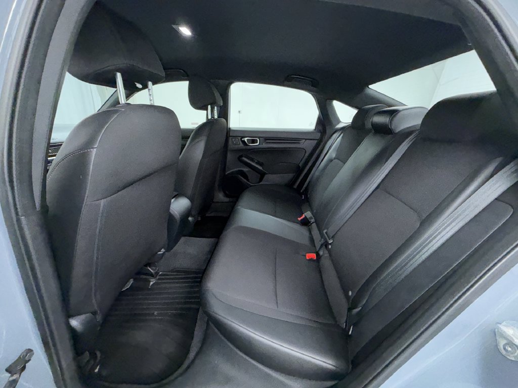 Used 2023 Honda Civic Sport image 15