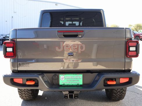 Used 2022 Jeep Gladiator Mojave w/ LED Lighting Group image 4