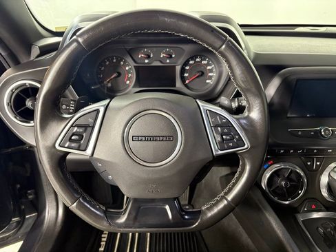 Used 2018 Chevrolet Camaro LT image 23