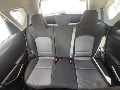 Used 2025 Kia Soul LX w/ LX Technology Package FWD image 36