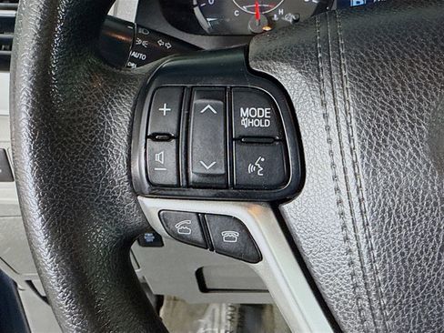 Used 2017 Toyota Sienna LE FWD image 14