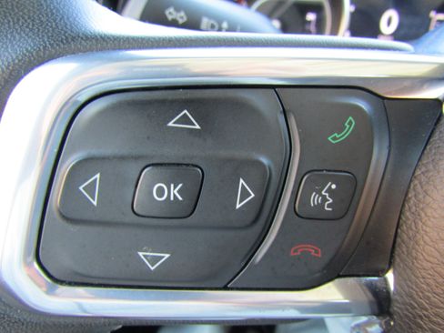 Used 2023 Jeep Gladiator Overland AWD/4WD image 21