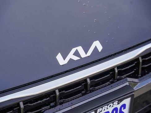 New 2026 Kia K4 GT-Line image 12