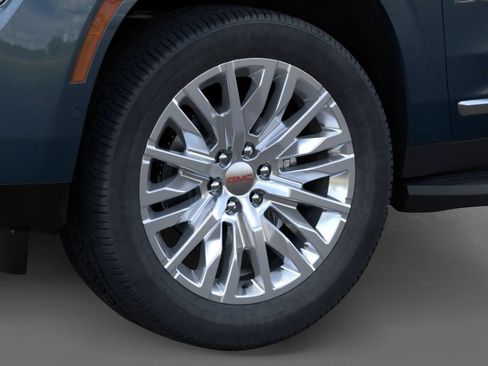 New 2026 GMC Yukon Denali w/ LPO, Floor Liner Package AWD/4WD image 8