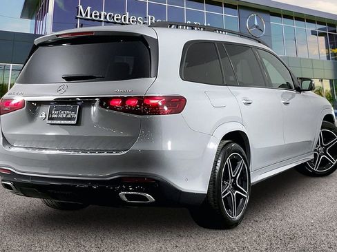 Used 2026 Mercedes-Benz GLS 450 4MATIC image 10