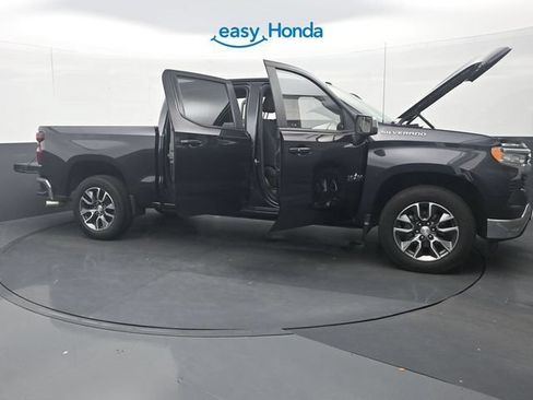 Used 2022 Chevrolet Silverado 1500 LT w/ Convenience Package II RWD image 34