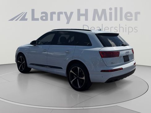 Used 2019 Audi Q7 3.0T Prestige w/ Prestige Package AWD/4WD image 3