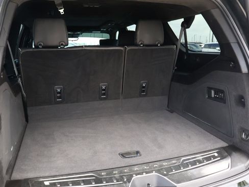 Used 2021 Cadillac Escalade ESV Sport Platinum AWD/4WD image 30