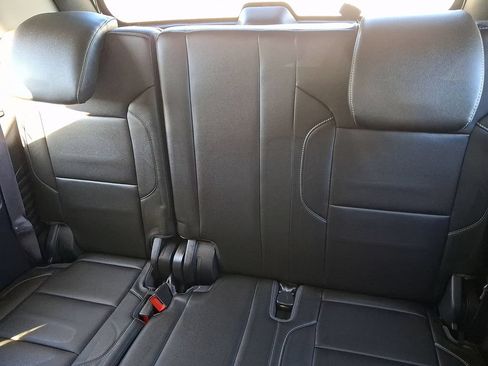 Used 2015 Chevrolet Tahoe LT AWD/4WD image 11