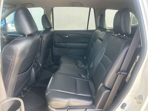 Used 2019 Honda Pilot EX image 8