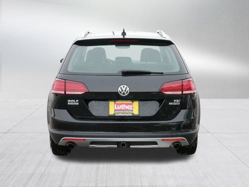 Used 2018 Volkswagen Golf Alltrack SE image 6