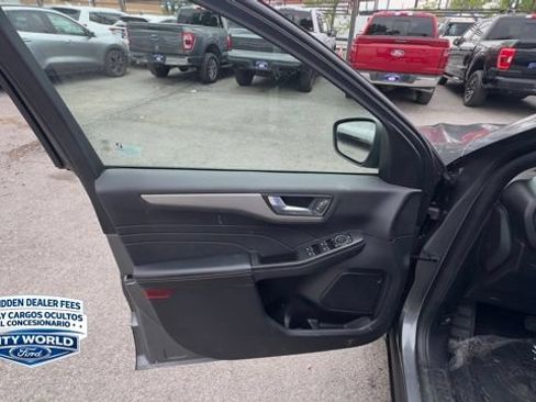 Certified 2022 Ford Escape SEL AWD/4WD image 6