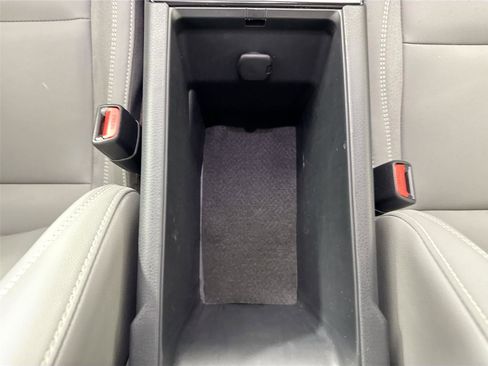 Certified 2025 Toyota Camry SE w/ Convenience Package image 35