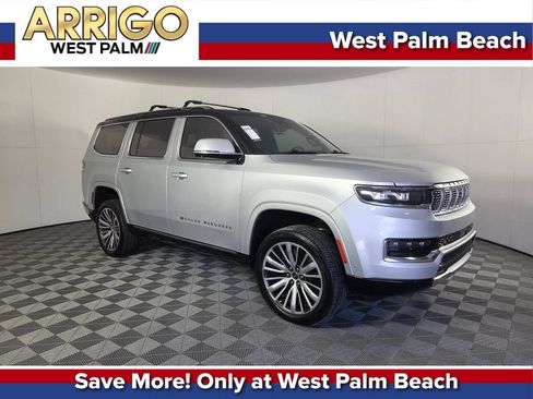 Used 2022 Jeep Grand Wagoneer Series III AWD/4WD image 1