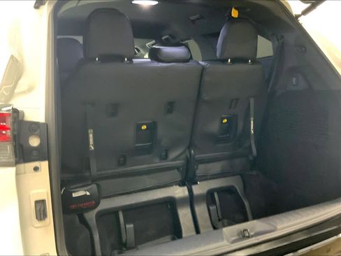 Used 2024 Toyota Sienna XSE image 15