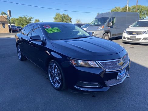 Used 2015 Chevrolet Impala LT image 3