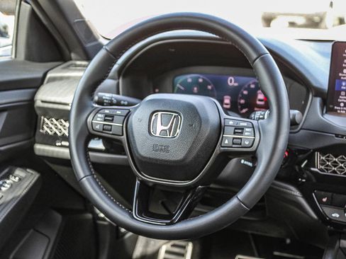 Used 2025 Honda Accord Sport image 17