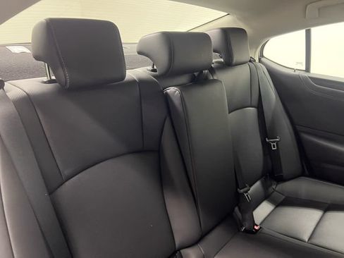 Certified 2024 Lexus ES 350 w/ Premium Package FWD image 13