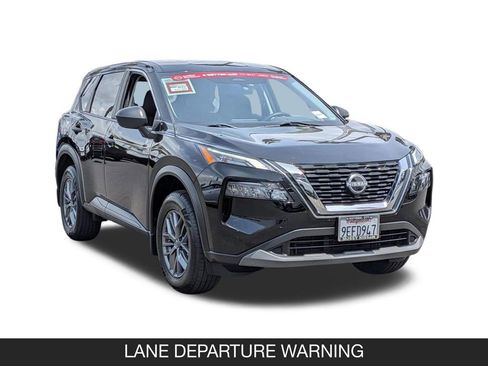 Certified 2023 Nissan Rogue S FWD image 2