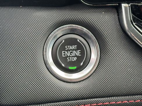 Used 2023 Chevrolet Colorado Z71 w/ Z71 Convenience Package 2 AWD/4WD image 24