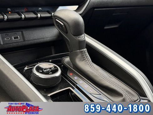 Used 2024 Chevrolet Colorado Trail Boss w/ Advanced Trailering Package AWD/4WD image 19