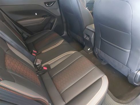 Used 2025 Subaru Crosstrek 2.5i Limited image 11