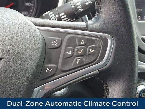 Used 2023 Chevrolet Equinox LT AWD/4WD image 8
