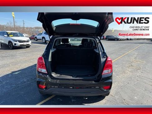 Used 2018 Chevrolet Trax LS image 20