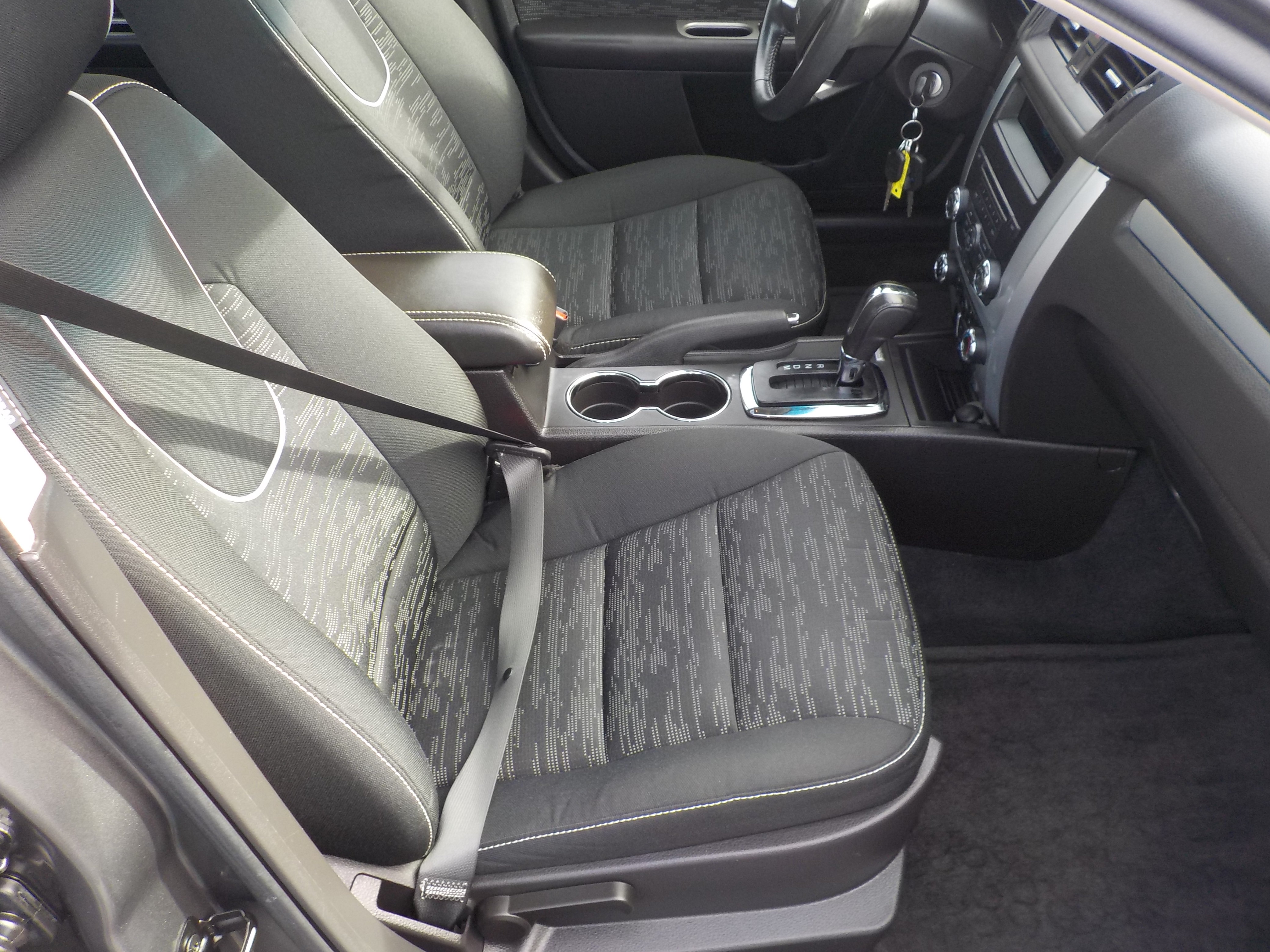 Used 2012 Ford Fusion SE FWD image 27
