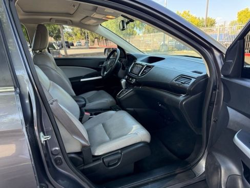 Used 2016 Honda CR-V EX-L image 2