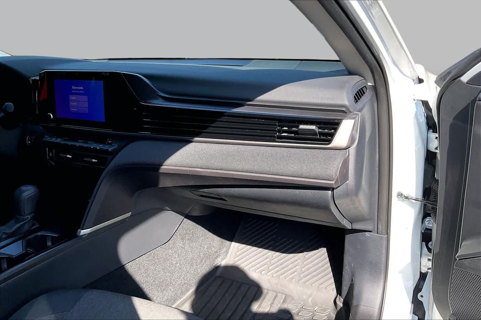 Used 2025 Toyota Camry LE FWD image 18