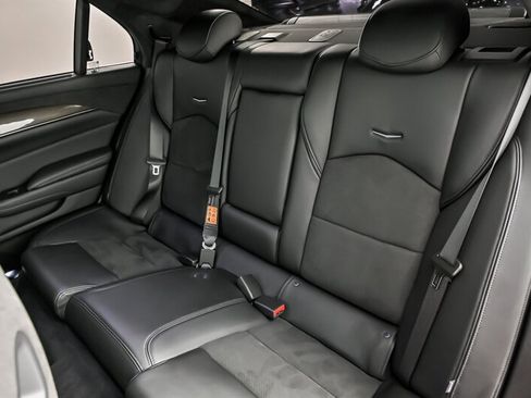 Used 2019 Cadillac CTS V w/ Carbon Fiber Package RWD image 22