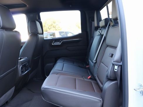 Used 2026 GMC Sierra 1500 Denali w/ Denali Reserve Package image 14