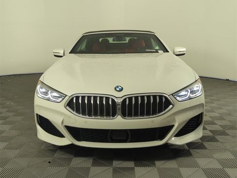 Used 2022 BMW 840i Convertible image 10