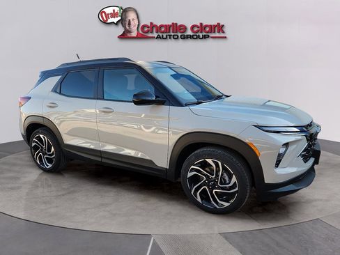 New 2026 Chevrolet TrailBlazer RS w/ Convenience Package FWD image 6