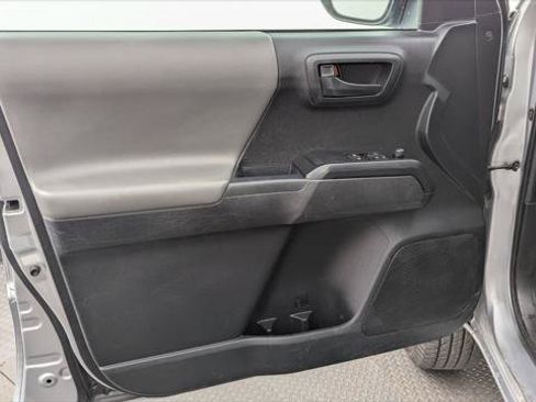Used 2023 Toyota Tacoma SR RWD image 12