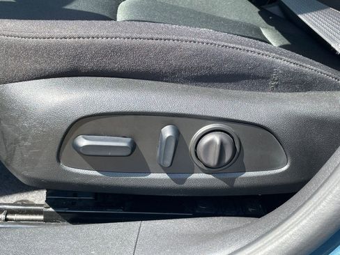 Used 2024 Chevrolet Malibu LT image 23