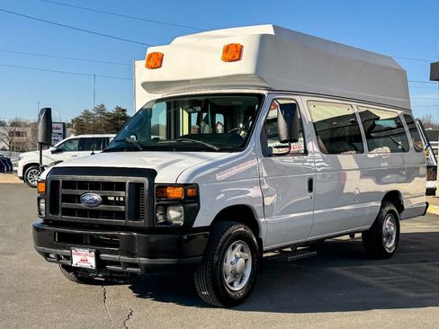 Used 2011 Ford E-350 and Econoline 350 Extended Super Duty w/ PWR Group image 14