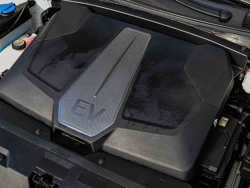 Certified 2024 Kia EV6 Wind w/ Wind Technology Package image 29