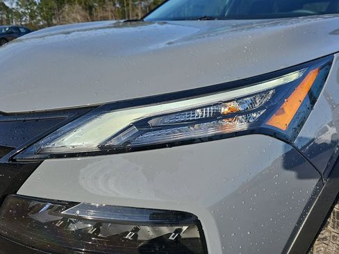 New 2026 Nissan Rogue SV AWD/4WD image 33